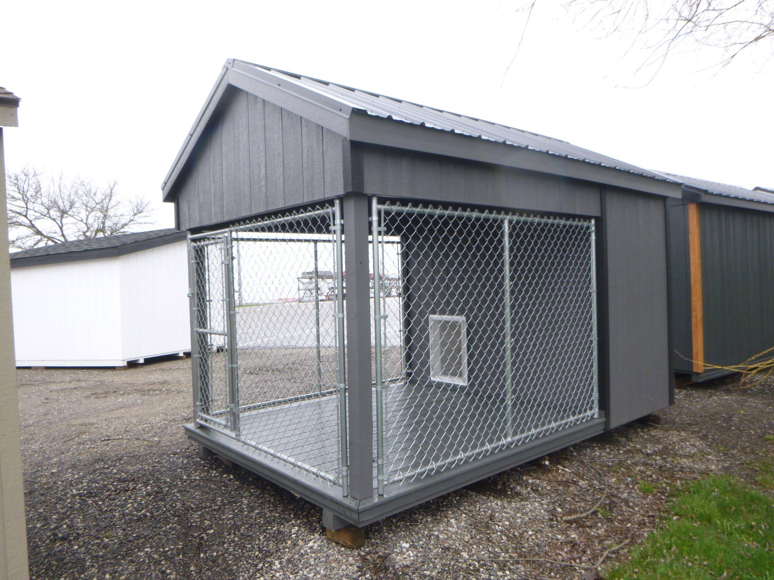 8 x 12 Kennel - Image 4
