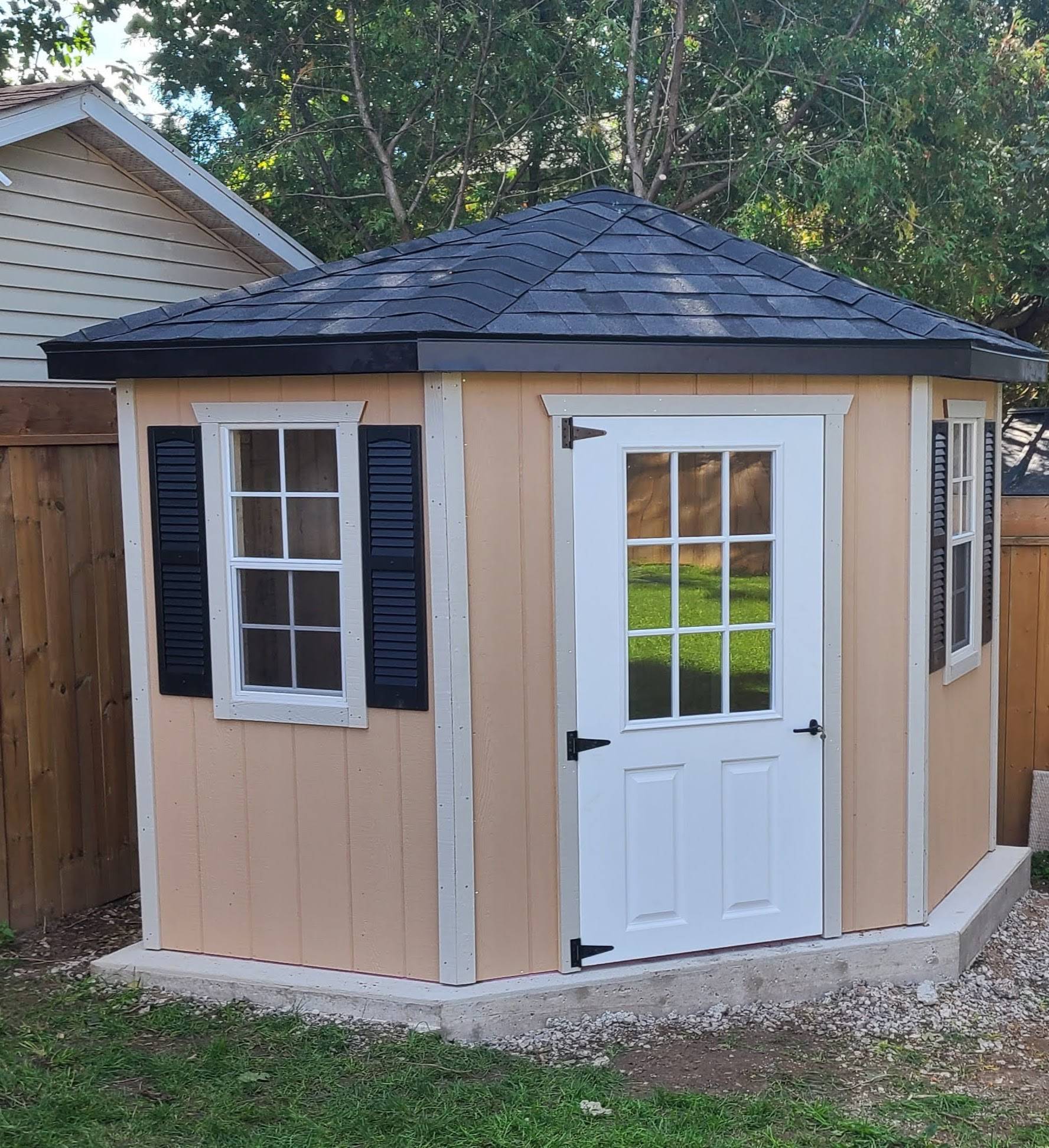 8 x 8 Corner Shed