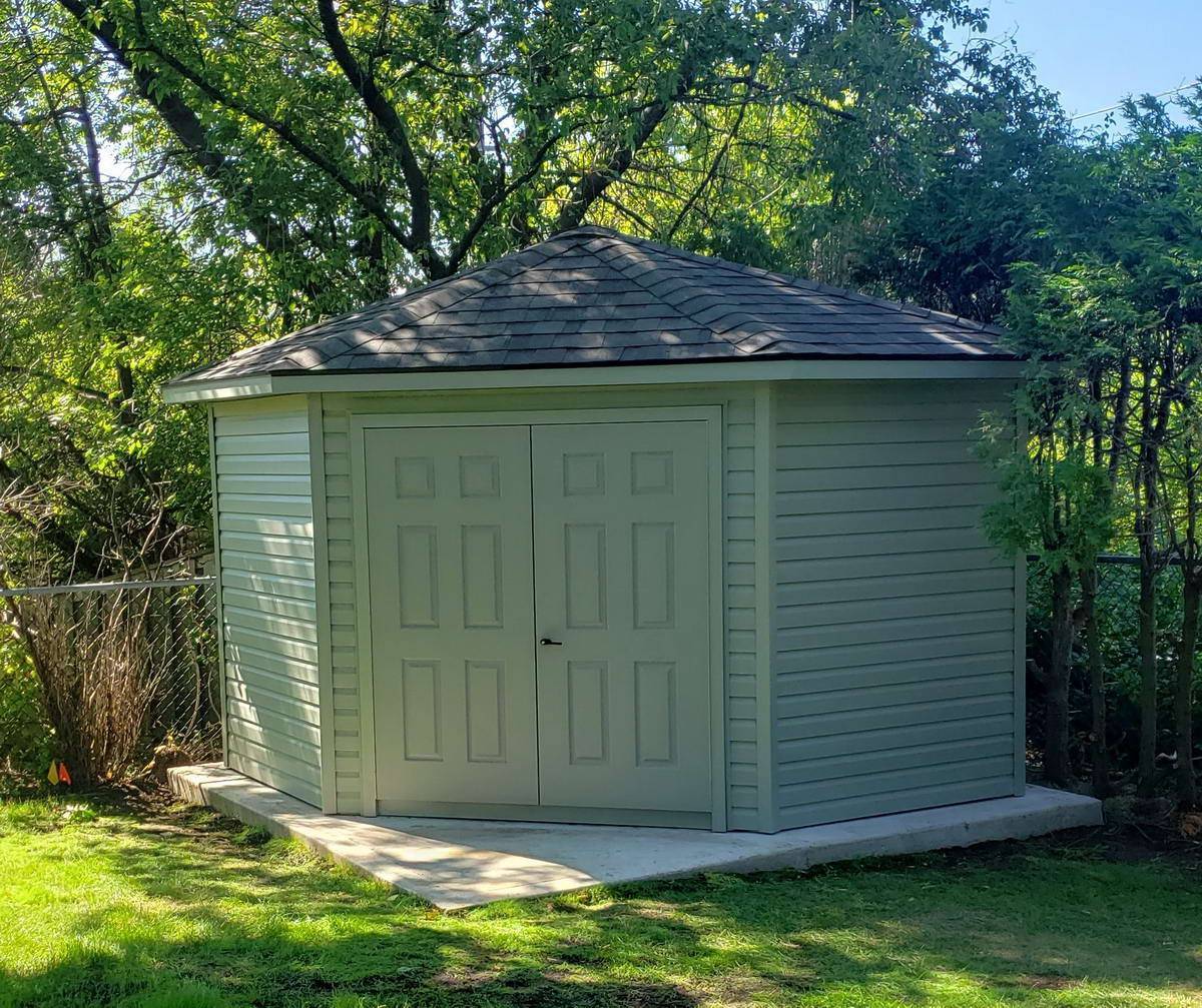 10 x 10 Corner Shed